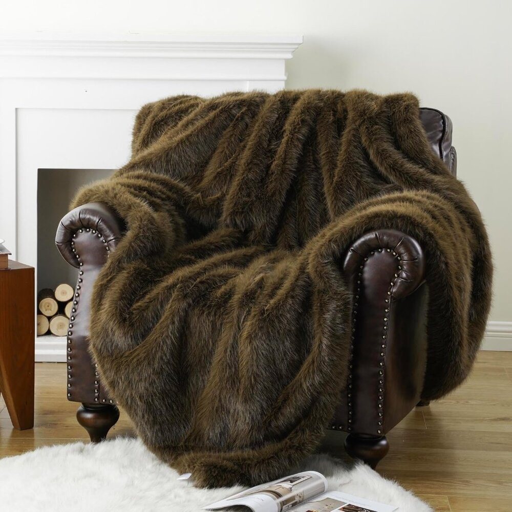 Plush Faux Fur Throw Blanket in Brown by